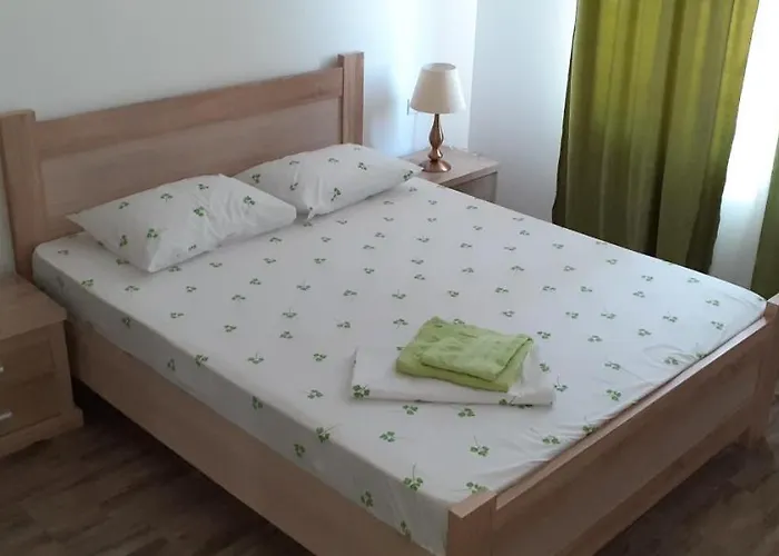 Апарт-отель Splendid Нэводари