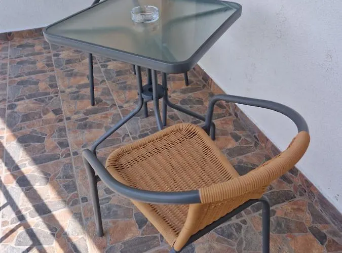 Splendid Апарт-отель Нэводари